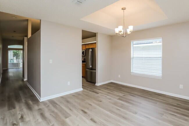 Photo - 2978 Centerwood Dr N