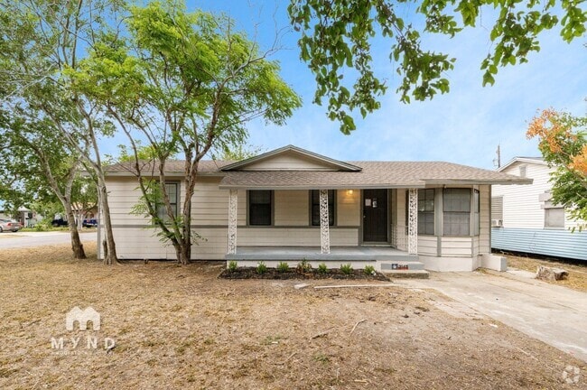 Building Photo - 2149 Karen Dr Rental