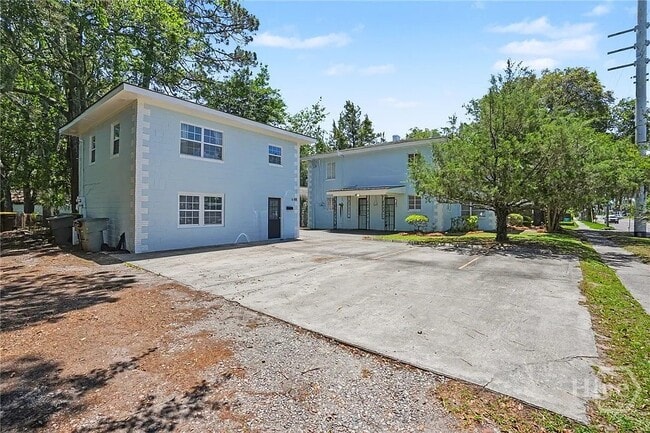 136 W 51st St Unit 136