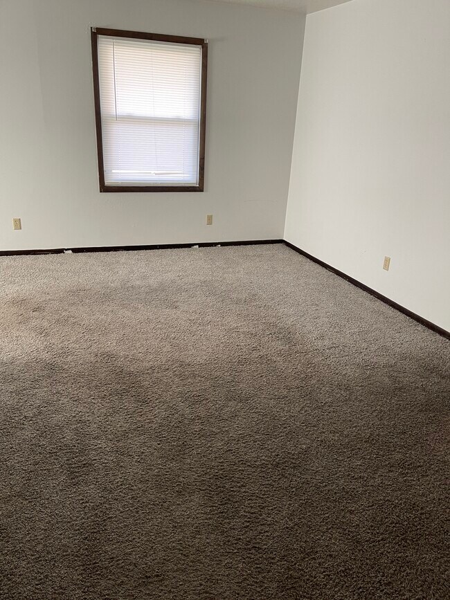 3812 11th Ave Apartments Unit 6 Rock Island, IL