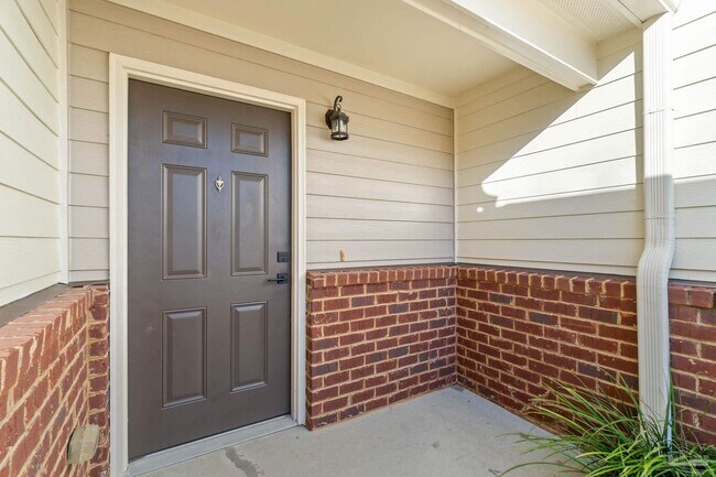 Photo - 707 Majestic Dr