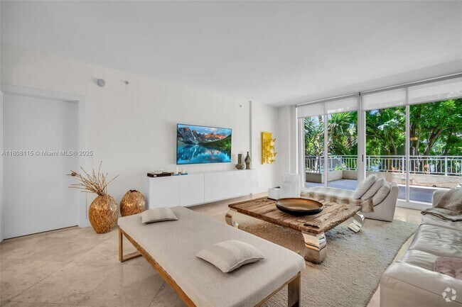 Building Photo - 765 Crandon Blvd Unit 109 Rental