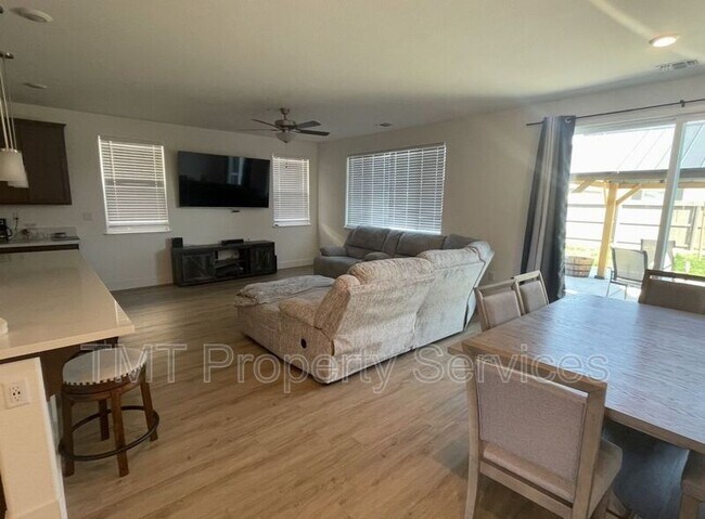 Photo - 1060 Lyonia Cir