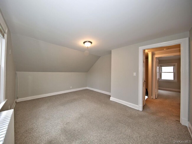 Photo - 218 Lincoln Ave Unidad 2nd floor