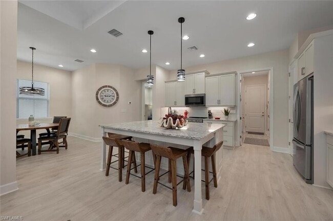 Photo - 7239 Saona CT