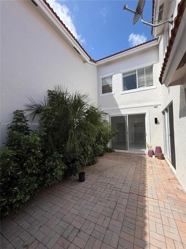 Photo - 1534 Weeping Willow Way