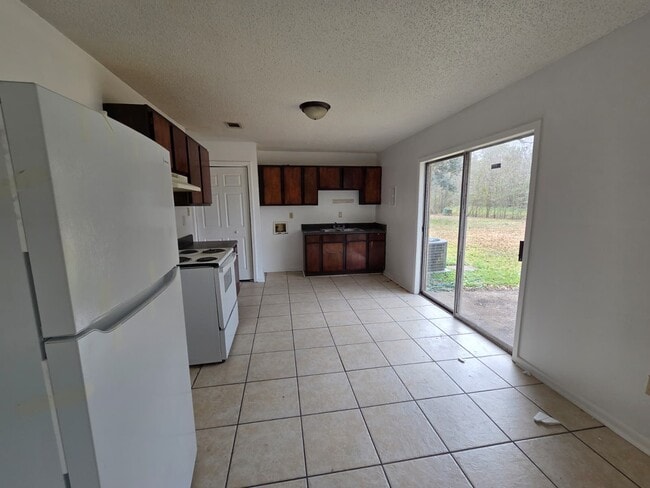 Photo - 4119 Karen St