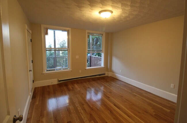 Photo - 125 Princeton St Unit 2