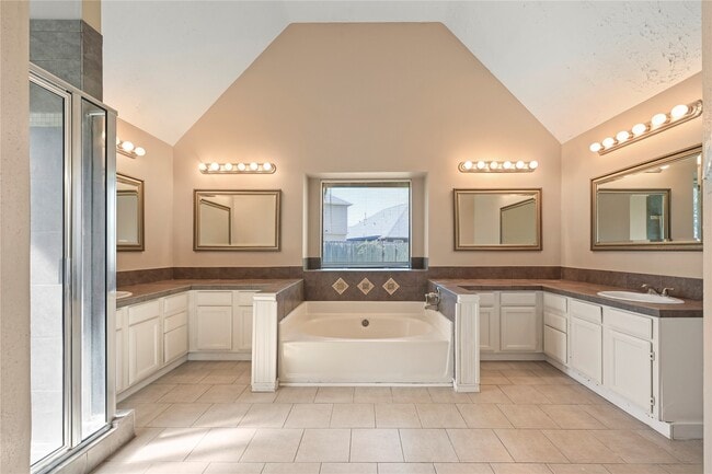 Photo - 6903 Foxcroft Ln