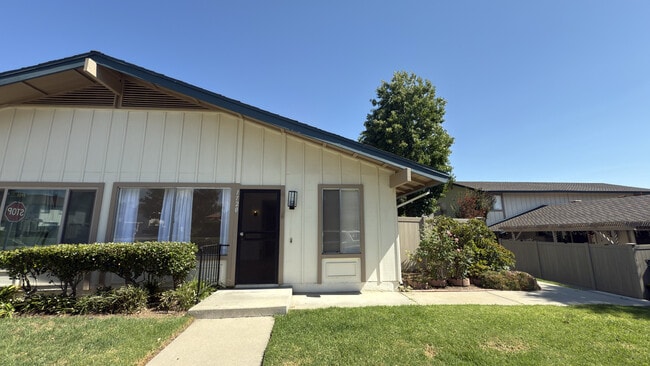 Building Photo - 1720 Orinda Ct Rental