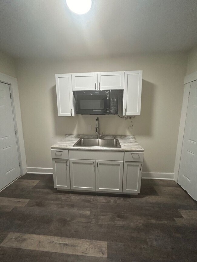 Photo - 450 E 109th St. Unit 450 E