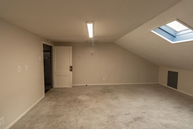 Photo - 1105 Hamilton Way Unidad B