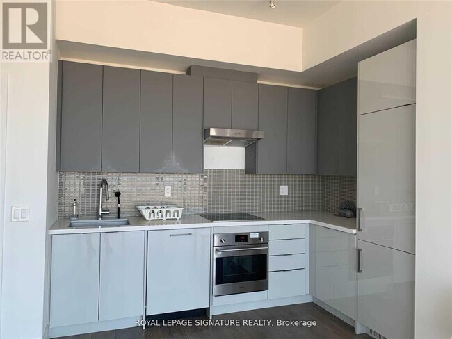 Photo - 2916 Hwy 7 Unité 3707