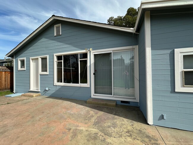 Photo - 643 18th Ave Unit 1