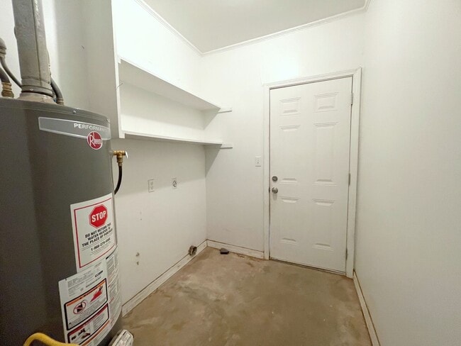 Photo - Country Home (Allows Horses)