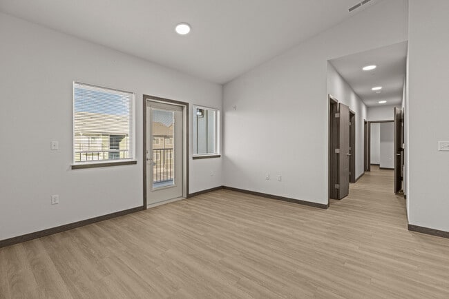 Photo - The Cape at Interlake