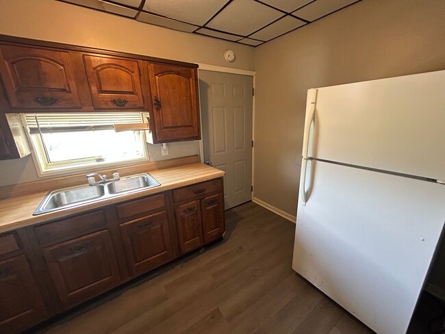 Photo - 1105 W High St Unit 1105 A