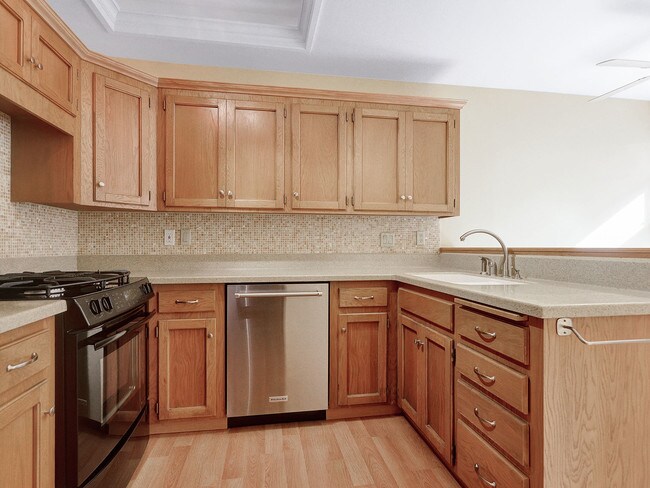 Photo - 15252 Boones Way