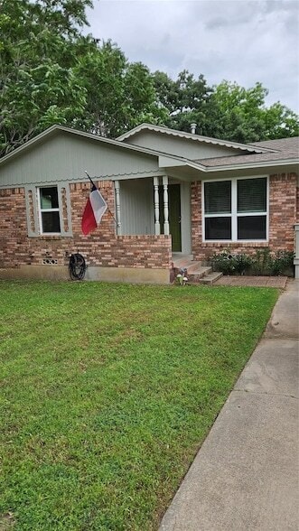 Photo - 2017 Shawnee St