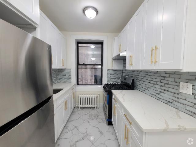 Building Photo - 1 bedroom in ASTORIA NY 11103 Unit 1HH Rental