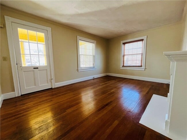 Photo - 184 Vincent Ave