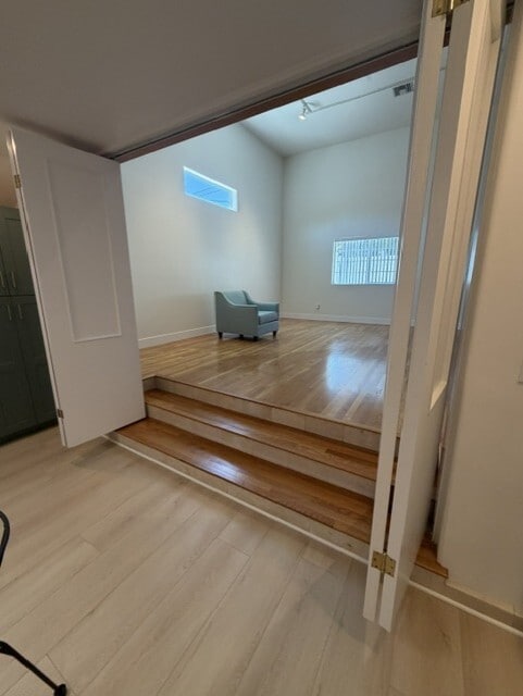 Photo - 1031 E Tujunga Ave Unit Guest House