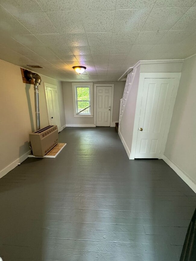 Photo - 16 Union St Unit 2