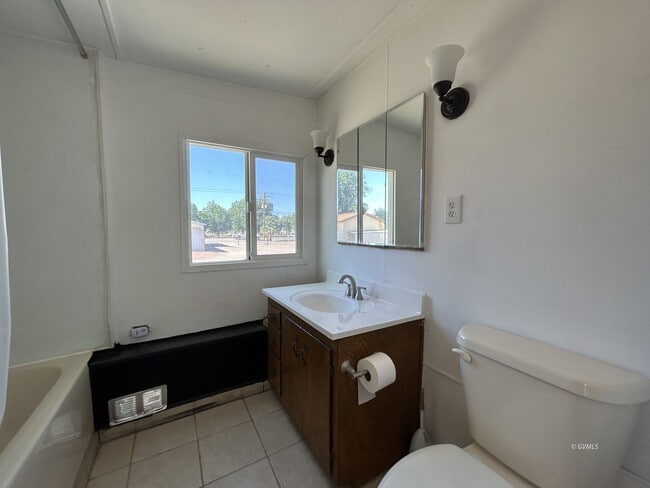 Photo - 2060 S Nelson Dr