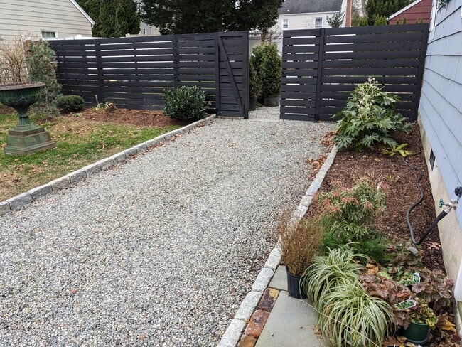 Photo - 265 Homeland St