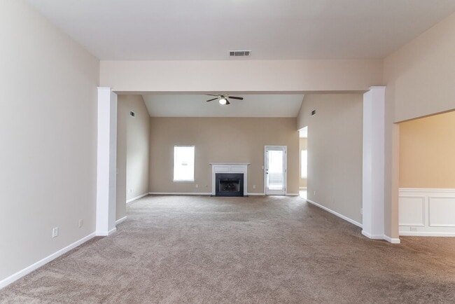 Photo - 4935 Mundy Ct