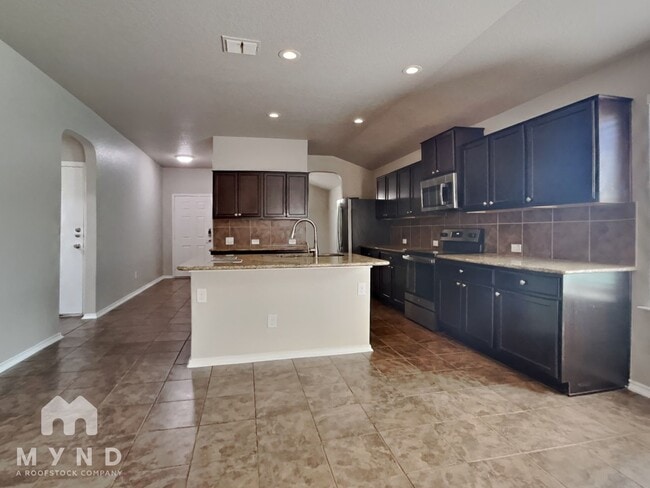 Photo - 1443 Scent of Basil