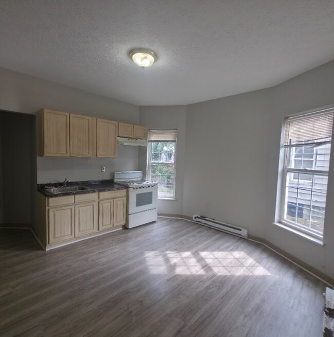 1417 W 85th St Unit 1