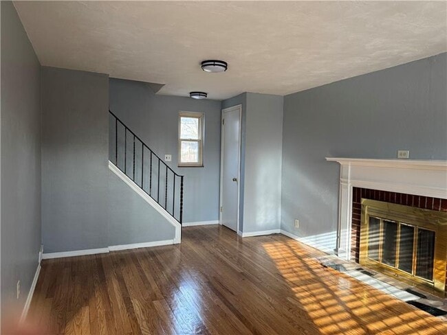 Photo - 231 Jonquil Pl