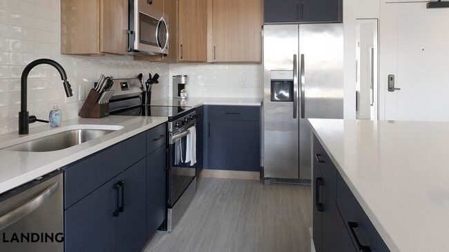 Photo - 1007 S Mint St Unidad 714