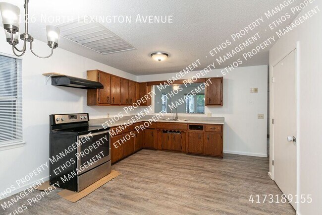 Photo - 2126 N Lexington Ave