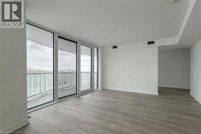 Photo - 1 Fairview Rd E Unité 1709