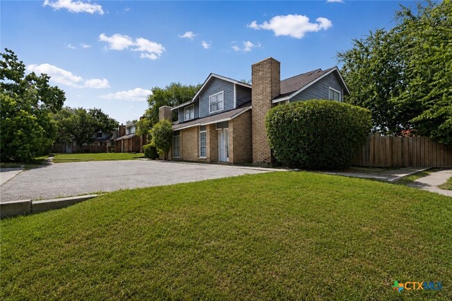 Photo - 6710 Windsor Hollow Dr