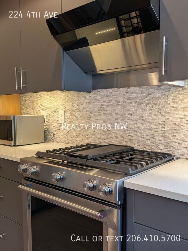 Photo - 224 4th Ave.