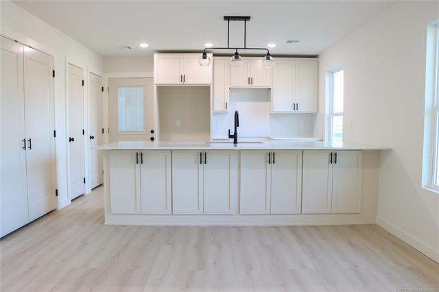 Photo - 2806 N Lansing Pl