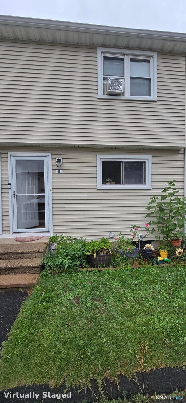Photo - 1081 New Haven Rd Unit 1F