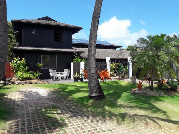 Photo - 278 Kaha St Unidad 2nd story w/ huge deck