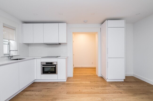 Photo - 50 Gloucester St Unit 102