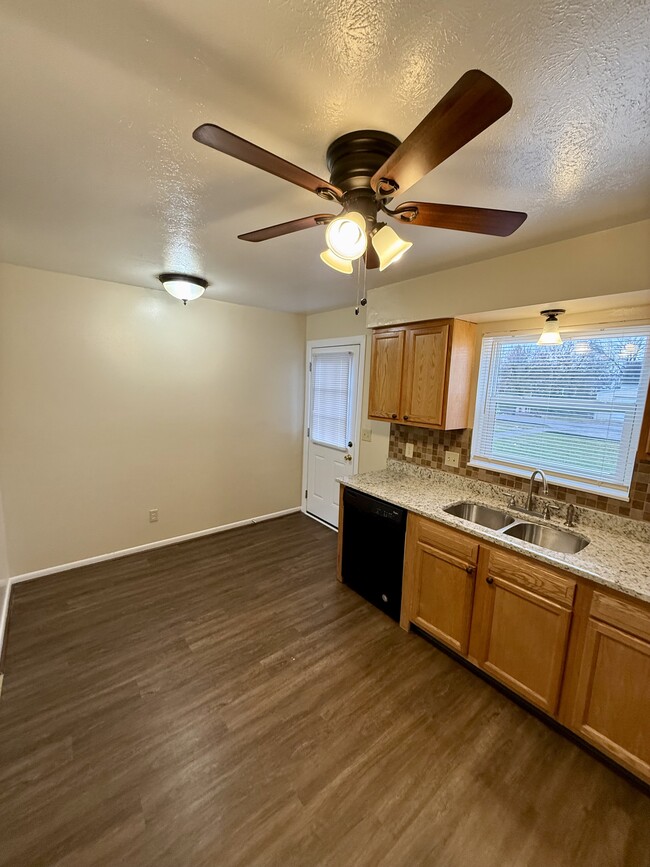 Photo - 3519 Cleveland Ave