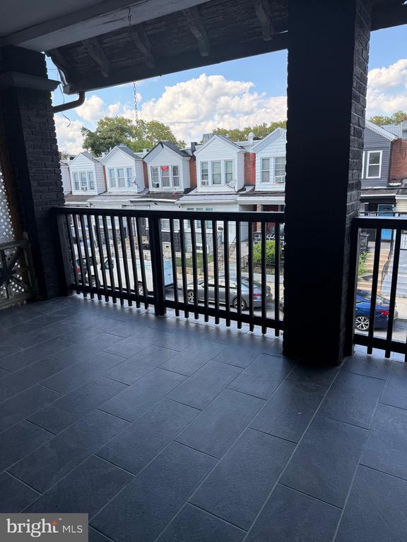 Building Photo - 6130 Locust St Unit #2ND FLOOR Rental