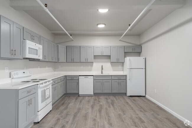 2BR, 1BA - 1188SF Kitchen