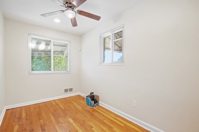 4229 Fort Dupont Terrace SE