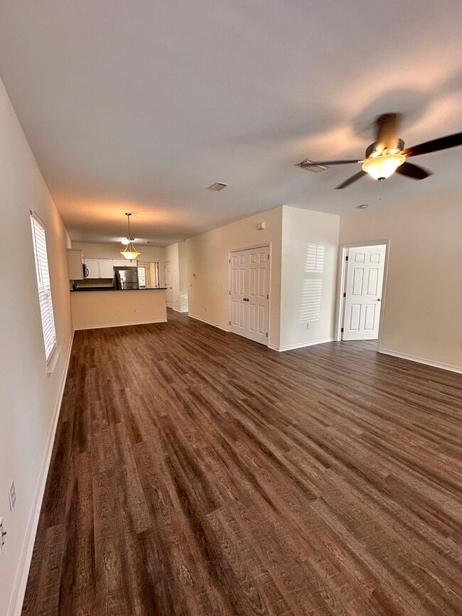 Photo - 1050 N County Hwy 393