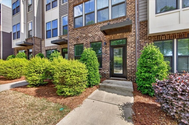 Photo - 530 Billingsley Rd