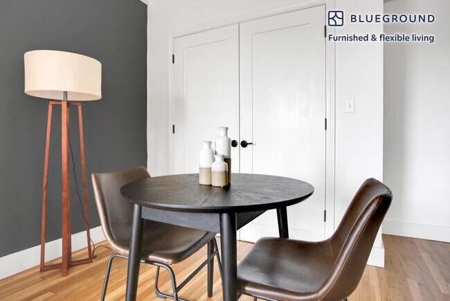 Photo - 1284 Beacon St Unit FL3-ID479