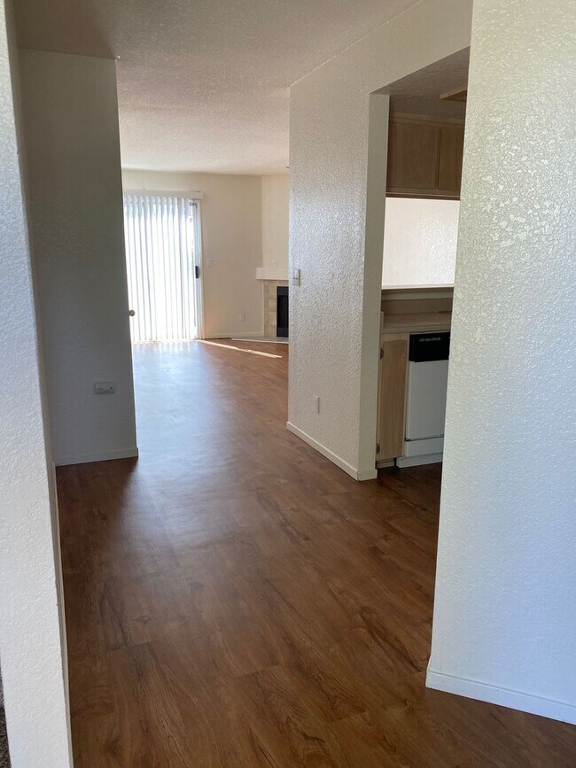 1023 Burton Dr Unit a